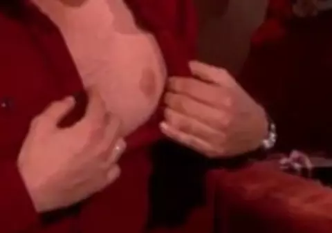 ŞOCANT! O vedetă super cunoscută, din SUA, are CINCI SFÂRCURI | Video