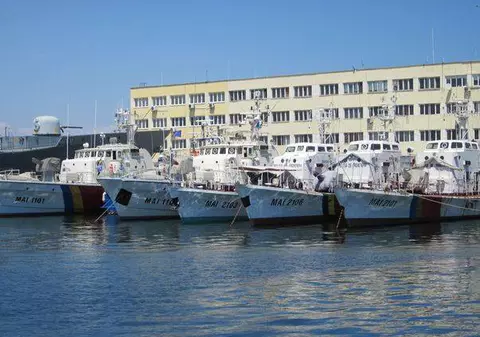 Toate porturile din judeţul Constanţa AU FOST ÎNCHISE! Vremea rea A BLOCAT şi drumurile din zonă