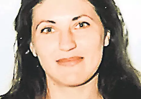 Mama poliţistului Cristian Cioacă: "Unde-o fi nemernica aia de Elodia?" | FOTO