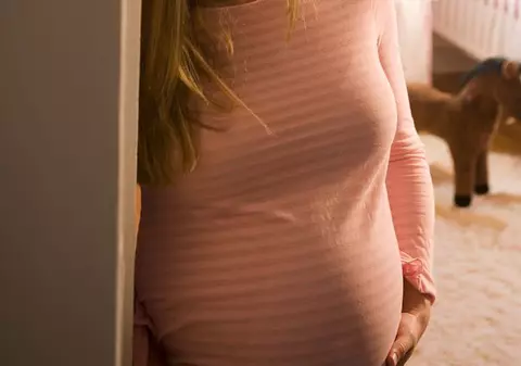 Tragic! Femeie însărcinată în nouă luni, moartă în sala de nașteri! 