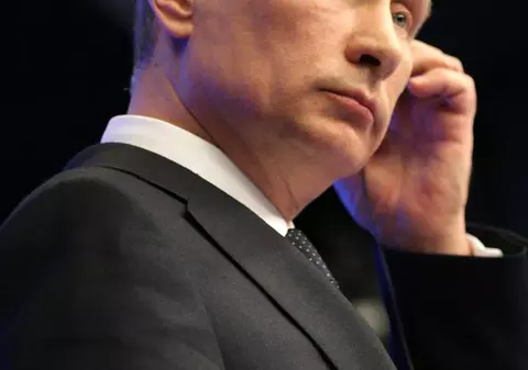 Putin a primit o limuzină Zil care nu l-a mulţumit şi a trimis-o înapoi | VIDEO