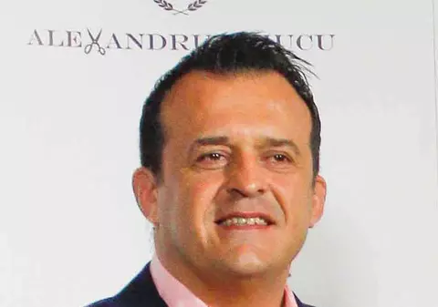 Amicul lui Teo Trandafir ÎL DESFIINŢEAZĂ pe Constantin Iosef: "Eşti un şmecher, un vânător de zestre de duzina, un ratat..."