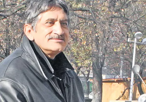 Jean Paler, internat de urgenţă după ce a suferit un infarct: "Nu încap în patul de spital"