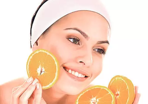 Măşti pentru strălucirea tenului 