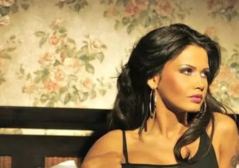 IUBITUL Oanei Zăvoranu a MINŢIT! Iată DOVADA că "încercarea de sinuciderea" de LUNI NOAPTE a fost o CACEALMA a VEDETEI!