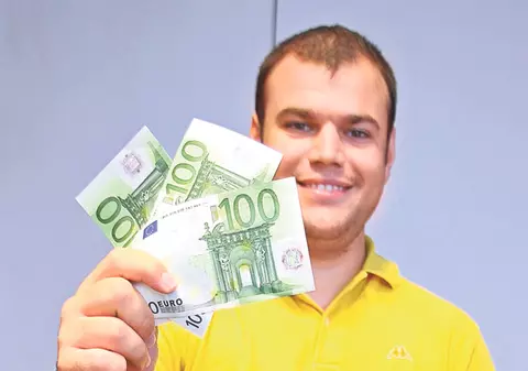 Creditul în lei, cu 30% mai scump decât cel în euro