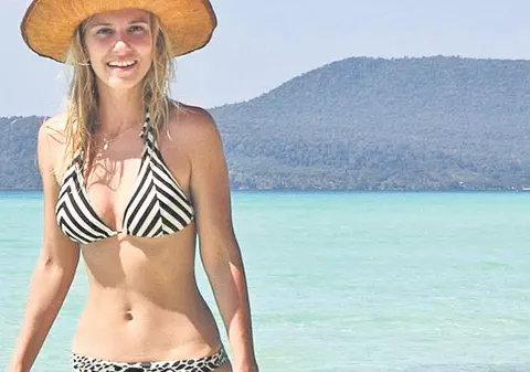 Dana Rogoz şi-a schimbat nuanţa părului. Află cu ce ocazie! - FOTO ÎN ARTICOL