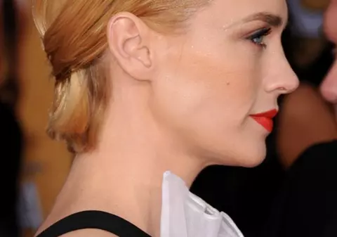 Actriţa January Jones este DISPERATĂ: "Părul îmi cade şuviţă cu şuviţă. O să fiu nevoită să îmi rad tot părul şi să port o perucă"