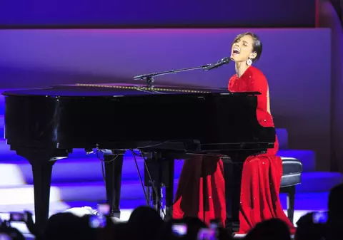 Alicia Keys, dedicație specială pentru președintele SUA: «Obama în flăcări» VIDEO 