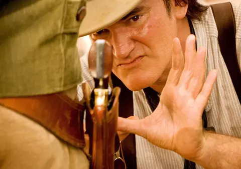Regizorul Quentin Tarantino acceptă un premiu refuzat de Leonardo DiCaprio