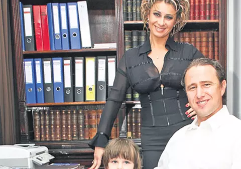 Ei aşteaptă barza în 2013!