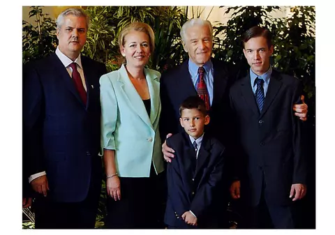 Adrian Năstase, despre Sergiu Nicolaescu: "De la el am învăţat cum poţi să îmbătrâneşti frumos" Vezi ce AMINTIRI ÎI LEAGĂ!