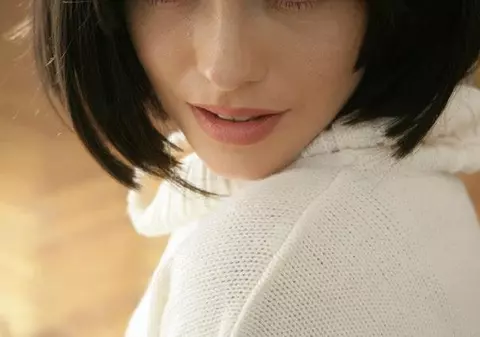 SCHIMBĂRILE RADICALE de LOOK pe care le-a făcut Alexandra Dinu de dragul meseriei | FOTO