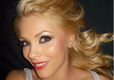 Uite cum arăta Andreea Ibacka în telenovela Inimă de ţigan | FOTO