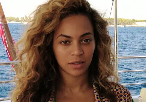 BEYONCE, în COSTUM de BAIE la un an după naștere. DOVADA că nu a apelat la o MAMĂ SUROGAT | FOTO în ARTICOL