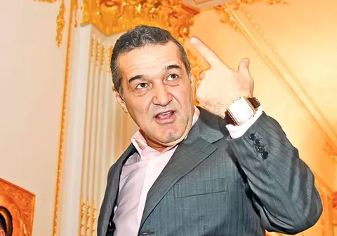 Becali şi-a mânărit CV-ul