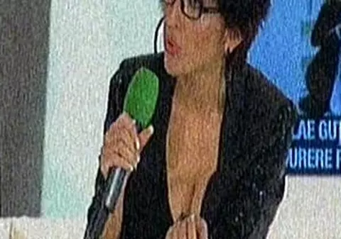 DEZVĂLUIRI HALUCINANTE! Presupusa "iubită secretă" a lui Nicolae Guţă face ACUZAŢII INCREDIBILE: "Deşi fratele lui era mort, cu mine se iubea bine mersi. Cum să-ţi moară fratele şi tu să te f**i cu cineva?"