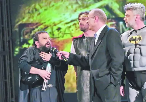 Umoriştii de la Divertis, cazaţi în casă de protocol de la stat