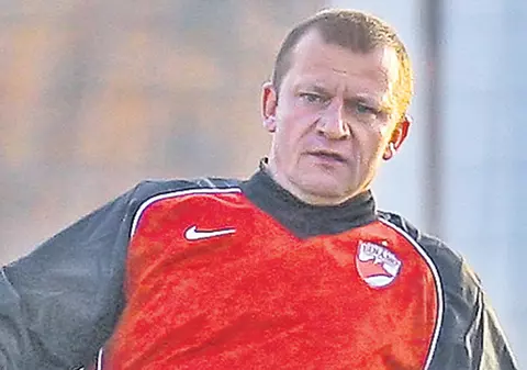 Dorinel Munteanu a fugit de «bomba financiară» de la Dinamo şi va ajunge pe un câmp de război adevărat, la Sarans