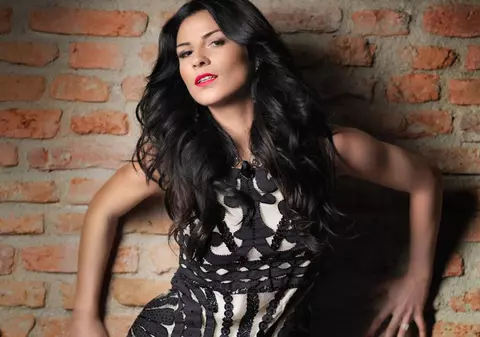 Ellie White se menține în formă cu regimul Victoriei Beckham