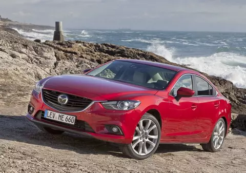 Skyactiv e mai mult decât un cuvânt 