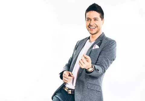 Jorge prezintă «România dansează»! A dat muzica pe rolul de prezentator TV 