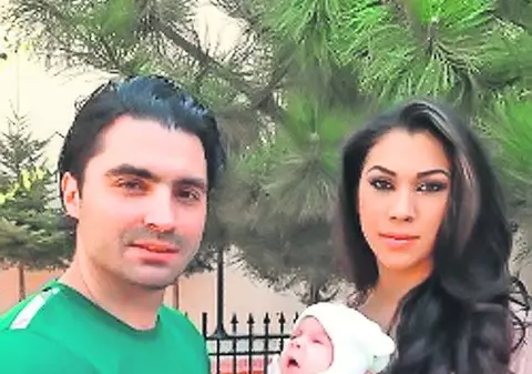 RALUCA PASTRAMĂ nu vrea să asiste la BOTEZUL FETIȚEI EI? Află care ar fi motivul!