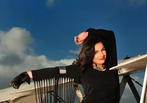 Oana Tache: "Nu mă consider vedetă, dar am admiratori"