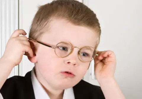 Iată ce alimente îmbunătăţesc vederea copiilor