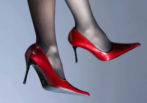 De ce purtau femeile tocuri cu secole în urmă? MOTIVUL este INCREDIBIL