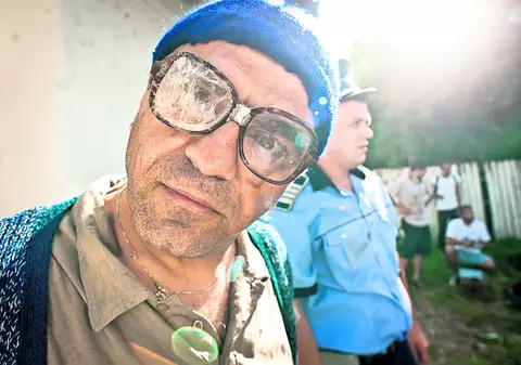 INTERVIU EXCLUSIV! Mihai Mărgineanu, interpretul lui Ardiles din «Las Fierbinţi», revine azi pe ecrane: «Mă doare capul de la ochelarii sparţi şi murdari»