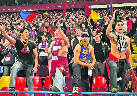 Fanii care nu au prins bilete la meciul cu Chelsea cred că o parte a tichetelor a ajuns la speculanţi