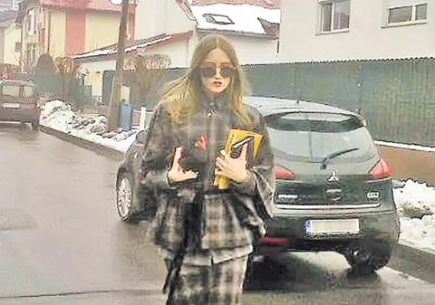 Găina neagră bagă zâzanie în familia Albu