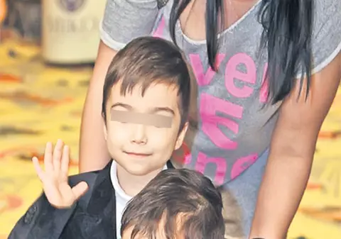 Bahmu a realizat, pentru Libertatea, lista cheltuielilor lunare pentru cei doi copii ai ei şi susţine că îi dă cu minus