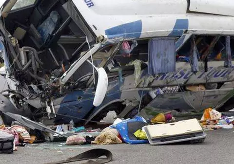 Autocar din România, implicat într-un accident în Germania: 11 persoane au fost rănite 