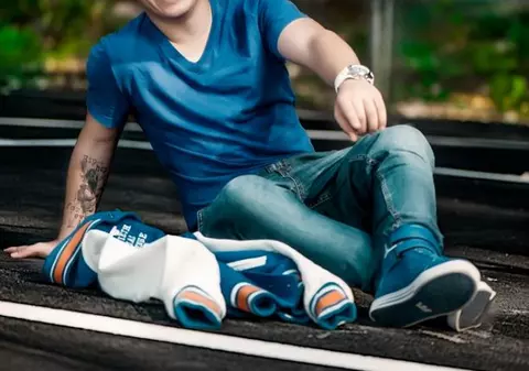 LANSARE LIBERTATEA.RO | Adrian Ţuţu feat Coco Vs Boier Bibescu - Vine Vine Primăvara