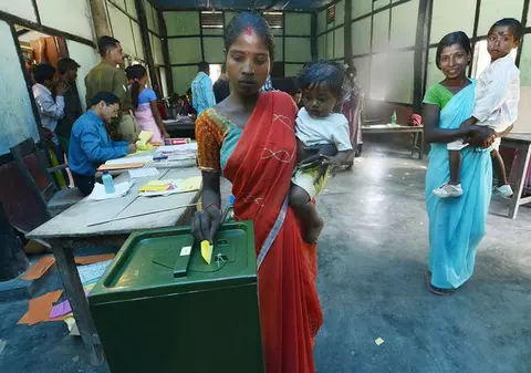 UIMITOR! Hitler şi Frankenstein, candidaţi la alegerile locale din India