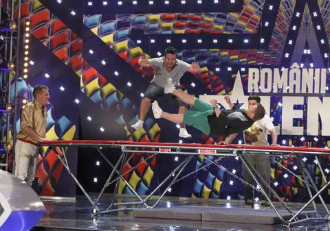 Pavel Bartoş s-a accidentat în timpul show-ului "Românii au talent" | FOTO