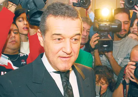 Steaua, bună de plată | Gruparea roş-albastră are datorii către o firmă controlată de Gigi Becali