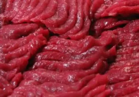 Carne de cal, descoperită în chiftelele Ikea?