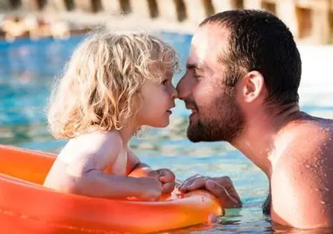 Şi copiii pot suferi de ANXIETATE