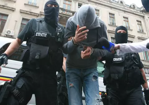 Descinderi la cei mai periculoşi interlopi! Sile și Nuțu Cămătaru, căutați de polițiști