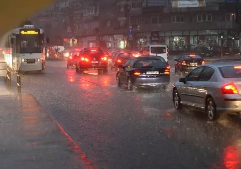 Cod galben de ploi şi vânt. Vezi judeţele afectate! 