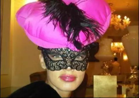 Andreea Raicu: "Ador petrecerile tematice"