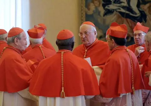 PROFEŢIA UIMITOARE despre PAPI! Succesorul lui Benedict va aduce DISTRUGEREA Romei!