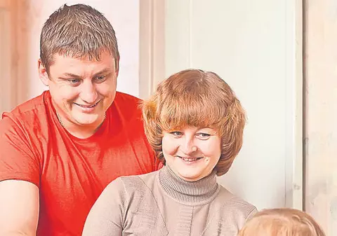 TATĂL, nu doar părinte de "rangul doi"