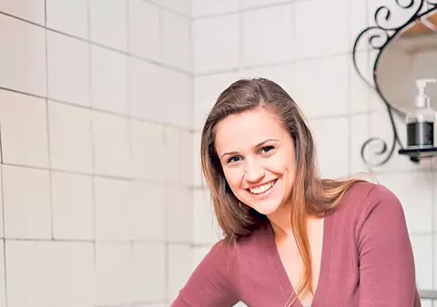 Cada de baie şi-a pierdut luciul? Iată ce trebuie să ştii despre emailare!