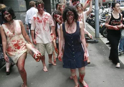 BREAKING NEWS ŞOCANT în SUA: "Morţii s-au ridicat din morminte şi au invadat străzile!"