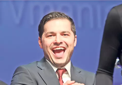 Liviu Vârciu: «Mama mi-a dat de toate, nu şi noroc în dragoste!»