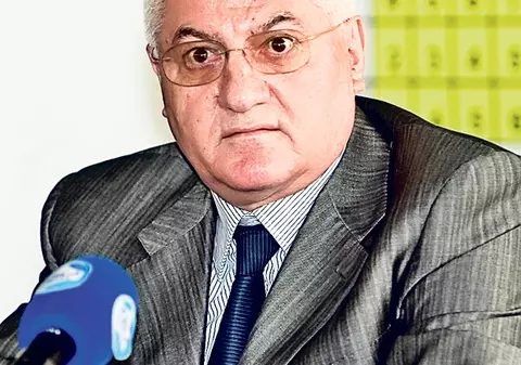 Dumitru Dragomir, şeful Ligii, susţine că Tamaş, Torje şi Chipciu ar fi chefuit până în zori după ruşinea din Olanda (0-4)